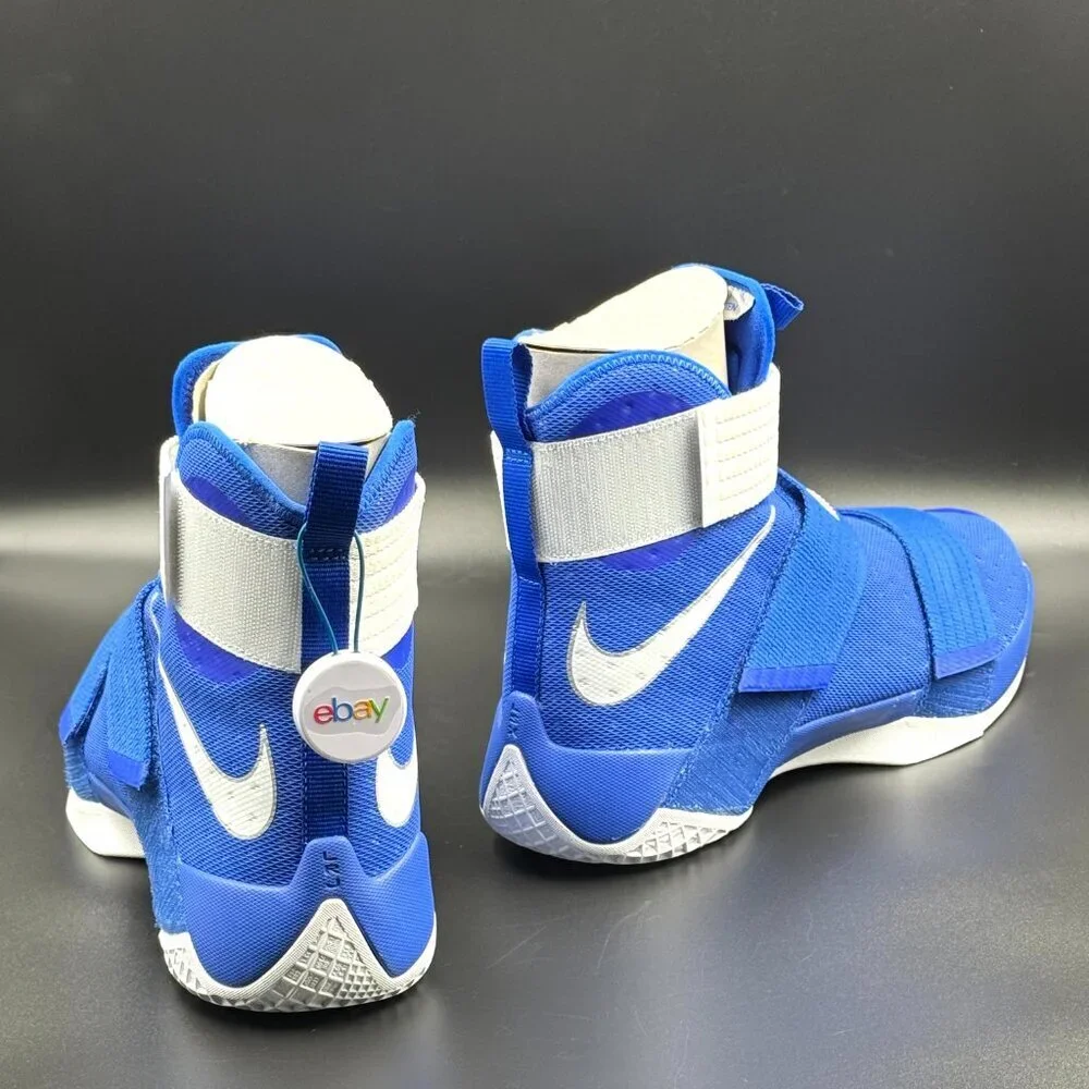 Nike lebron soldier
